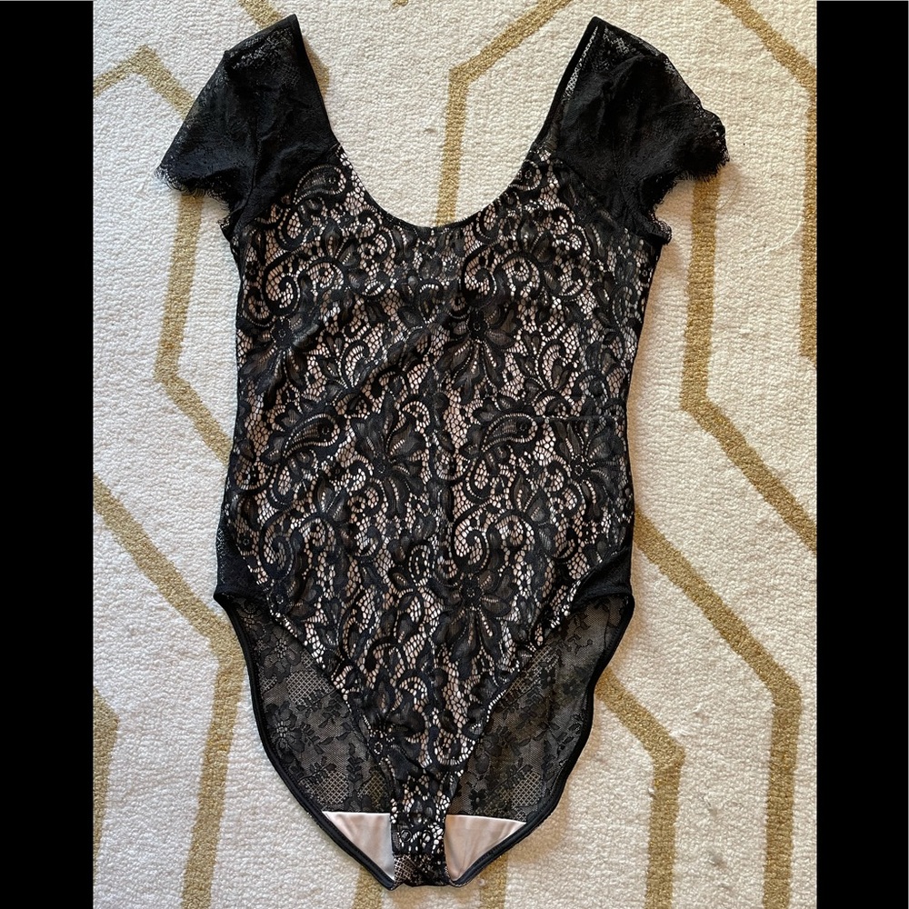 Express lace bodysuit - SZ Small